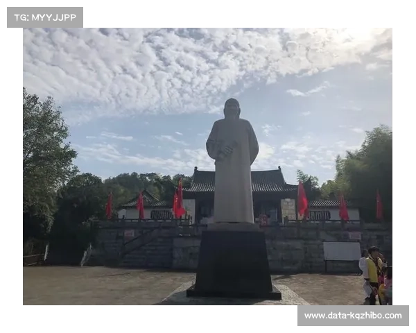 历史名人杨守敬与现代篮球文化结合，创新表达吸引年轻受众